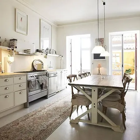 Balkon Med Udsigt Midt I Kopenhaga