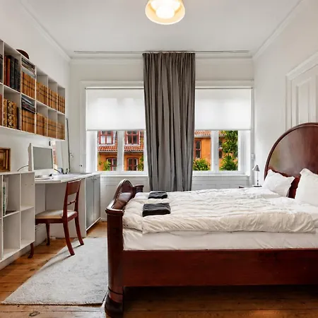 Apartament Balkon Med Udsigt Midt I Kopenhaga
